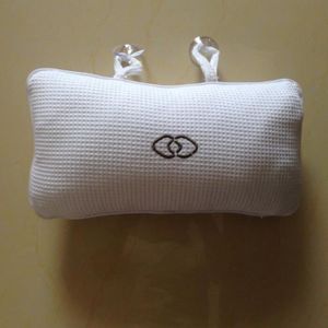 COUSSIN DE SPA (WHITE)Coussin de bain en maille antidérapant, ore