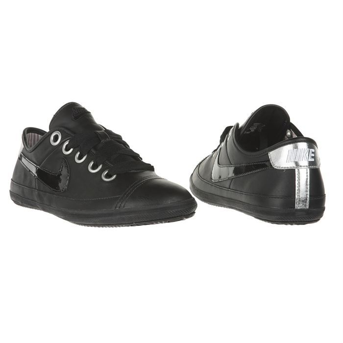 NIKE Baskets Flash Macro Ltr Femme Noir et argent Cdiscount Chaussures