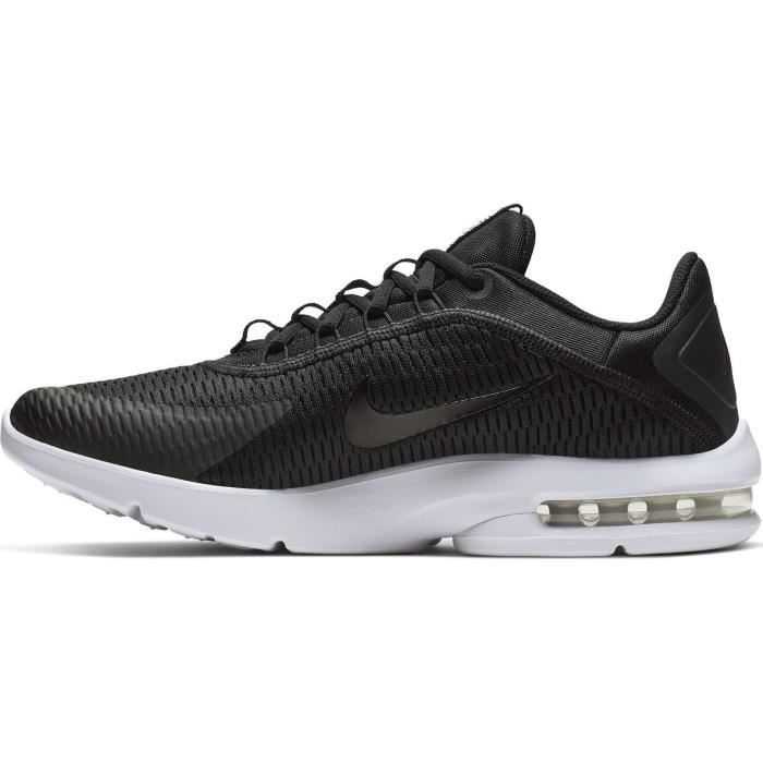 nike advantage 3