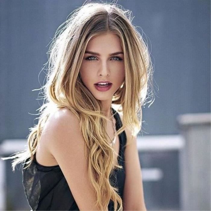 Perruque Blonde Femme Perruque Cheveux Synthetiques Longs Ondules Blonds Pour Femme Avec Cosplay Cdiscount Au Quotidien