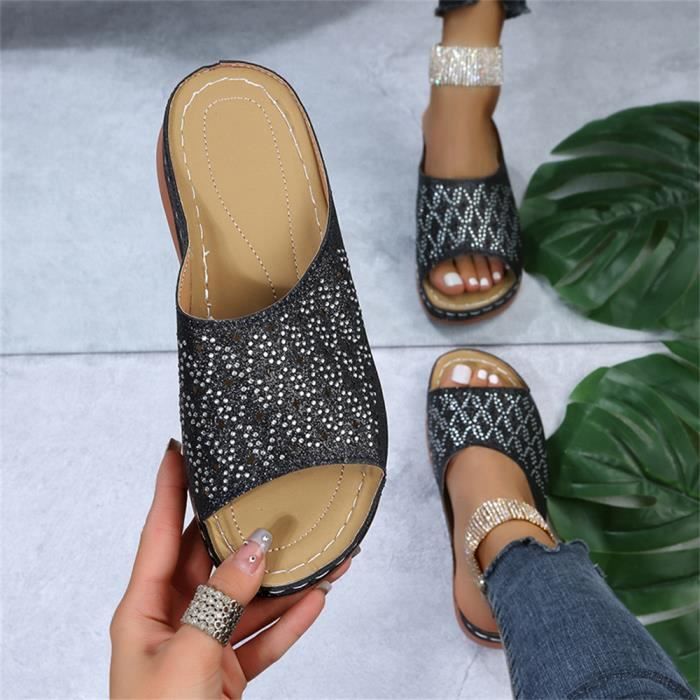 Sandale de plage pour femme sale