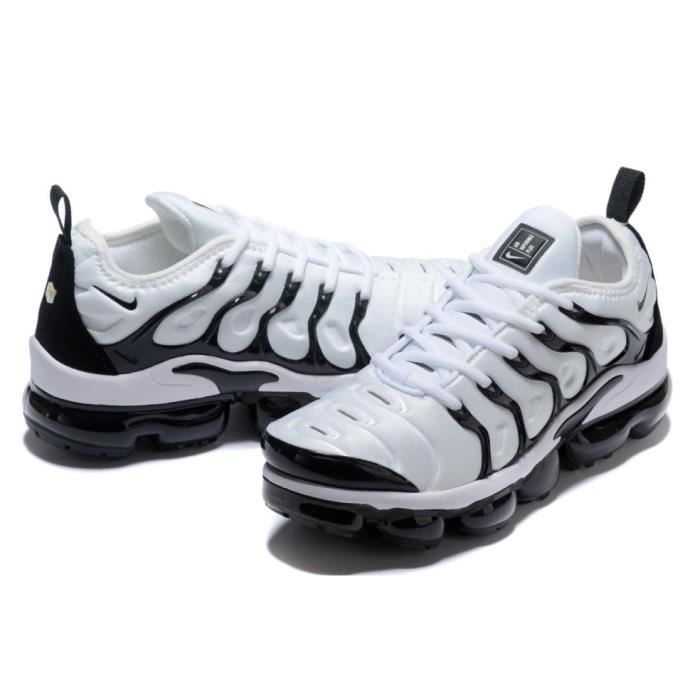 Vapormax tn noir sales et blanche