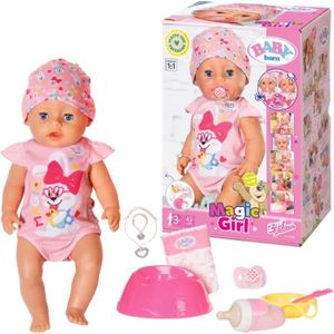 Baby Alive, poupée Bébé adore manger, plus de 50 sons et phrases, mange et  fait caca, boit et fait pipi