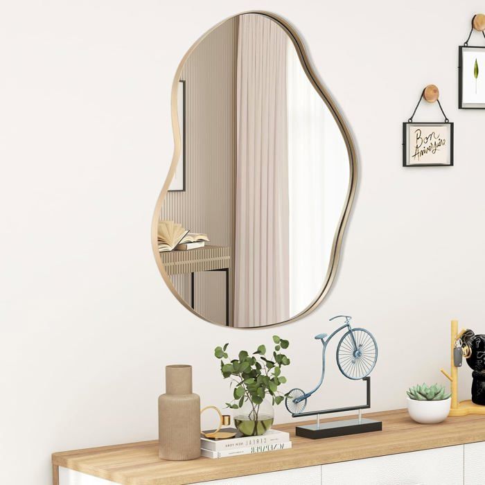 GOPLUS Miroir Mural Décoratif Miroir en Forme Irrégulière avec Réflexion HD Claire Cadre en Bois Or78 x 565cm