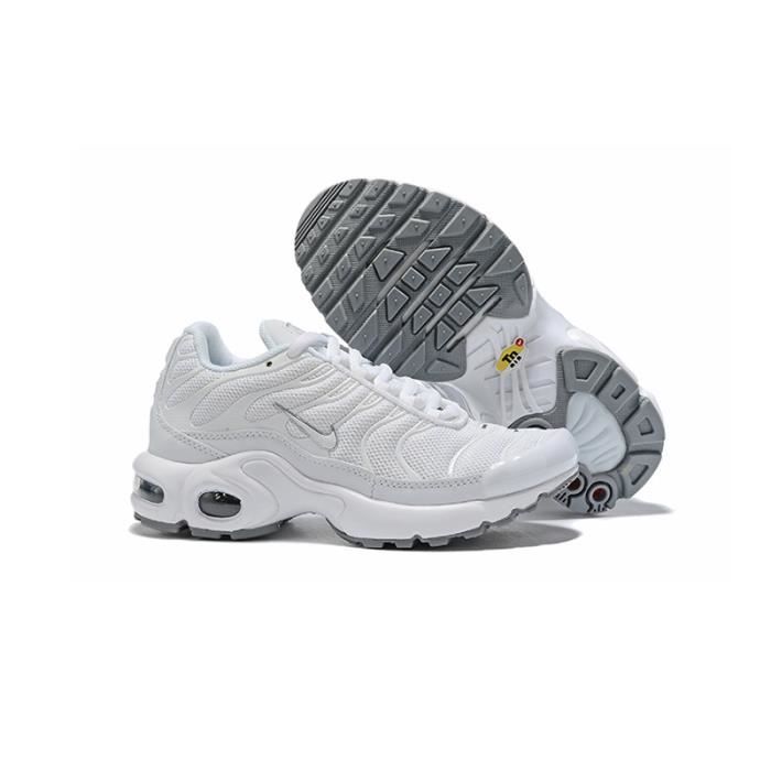 Air max blanche enfant hotsell