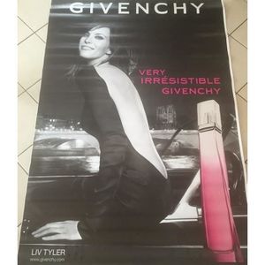 AFFICHE - POSTER Givenchy - Liv Tyler - Very irrésistible - 120x175