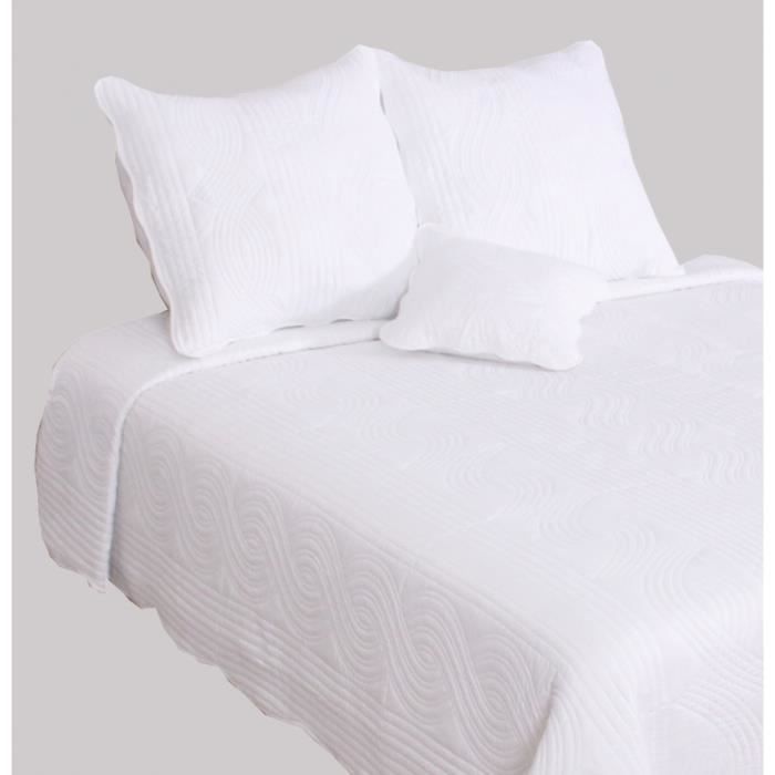 Boutis Blanc Pour Lit 160×200 Pas Cher