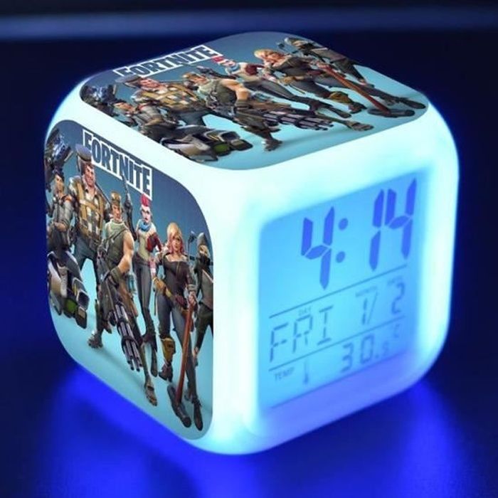 7 Couleurs LED Réveil Fortnite, Réveil numérique avec Fonction Snooze, écran LCD Affiche l'heure, la Date, la température