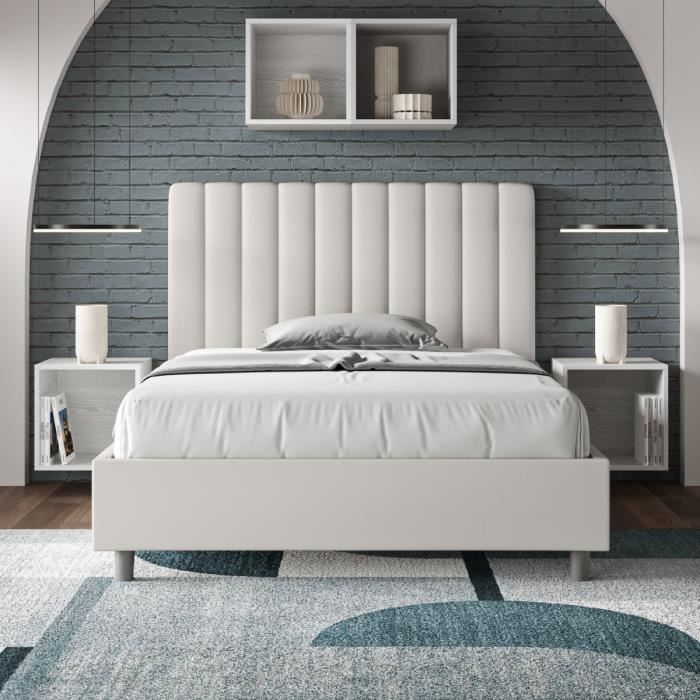 Lit 1 place et demi - MADE IN ITALY - Agueda - 120x210 cm - Similicuir - Design contemporain Lit 1 place et demi - MADE IN ITALY - Agueda - 120x210 cm - Similicuir - Design contemporain