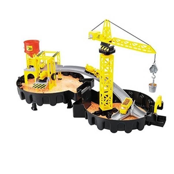 Grue de construction de jouet et carrière de construction avec véhicules de construction