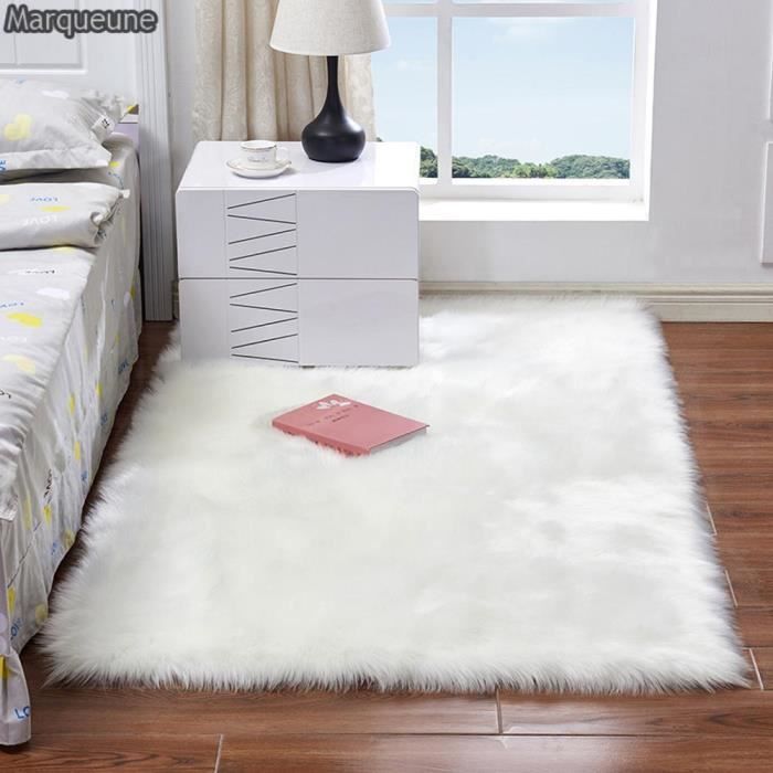 Tapis chambre Tapis Salon carpet d'enfant Shaggy Moquette MARQUEUNE, Peau  de mouton synthétique(40 x 60 CM, Rectangle Blanc) - Cdiscount Maison