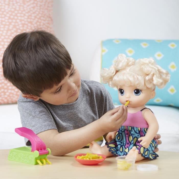 BABY ALIVE Miam Miam les bonnes pates Poupon a Fonctions Cdiscount Jeux Jouets