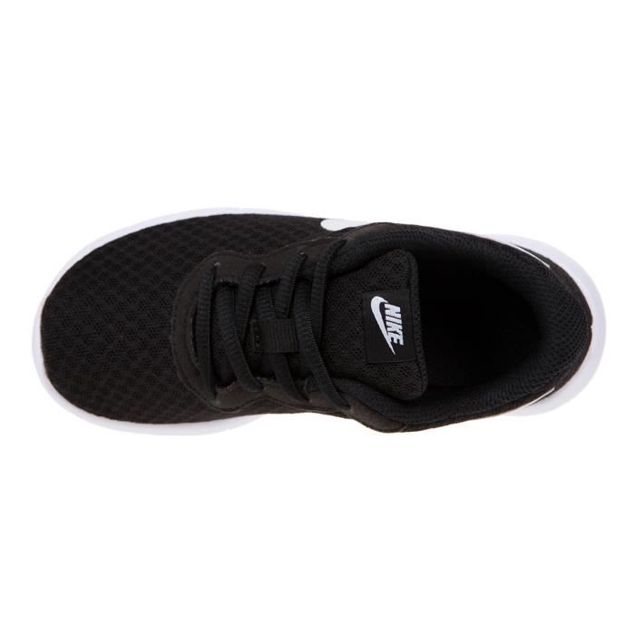 Nike tanjun noir et blanc new arrivals