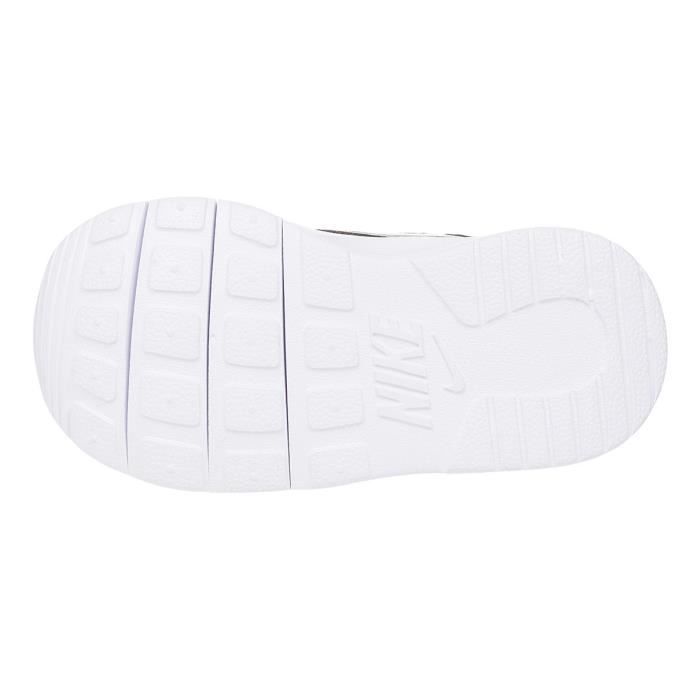 NIKE Baskets Tanjun Vlc Noir Bebe garcon