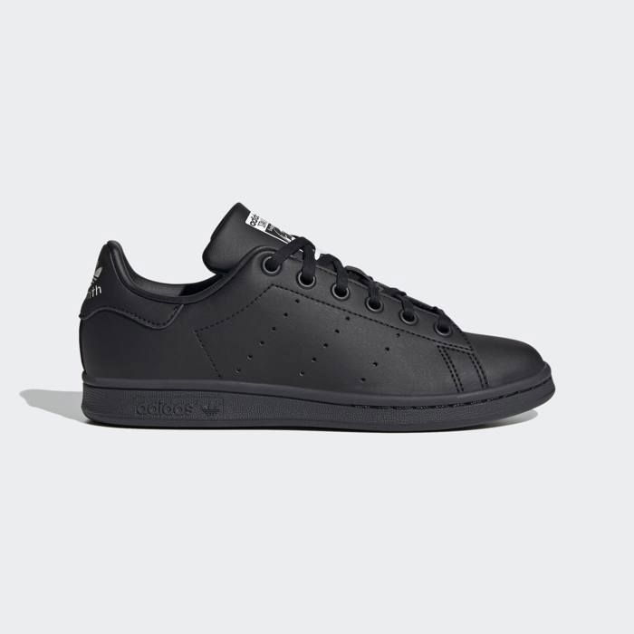 Basket femme adidas noir - Cdiscount