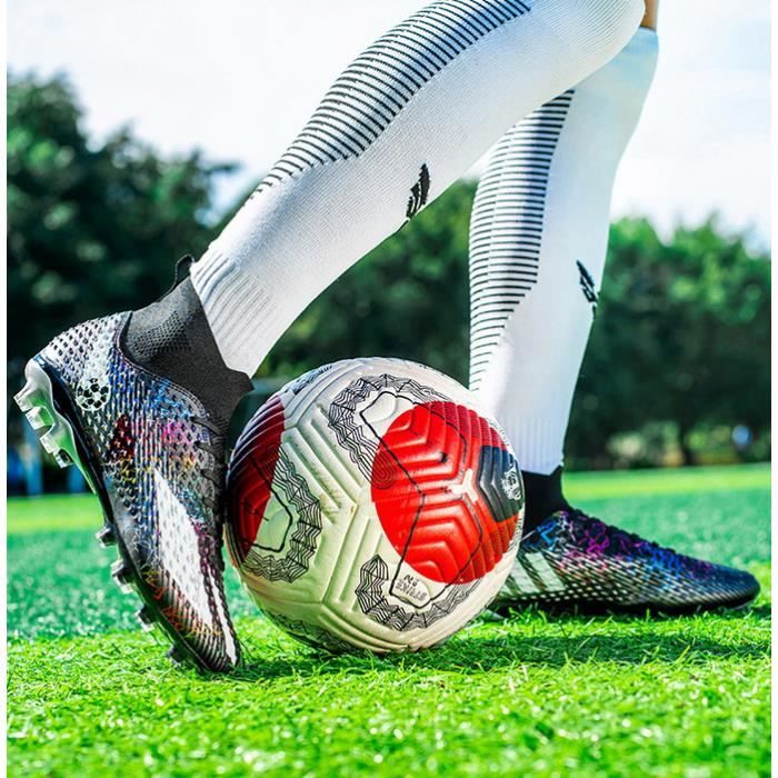 Chaussures de foot, Chaussures et crampons