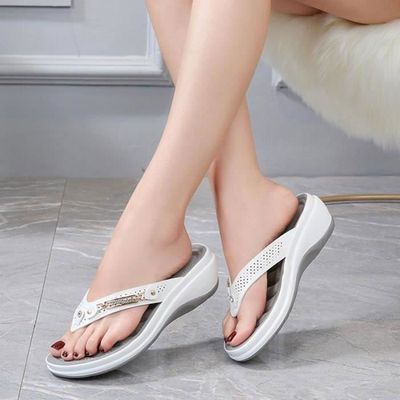 Tong sales femme compensée