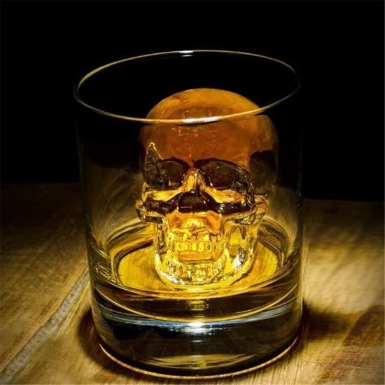 Bac à glaçons en silicone avec couvercle en forme de tête de mort 3D - Flexible - Pour la bière, le whisky, les cocktails, les boissons Bac à glaçons en silicone avec couvercle en forme de tête de mort 3D - Flexible - Pour la bière, le whisky, les cocktails, les boissons