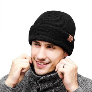 Parure bonnet gant echarpe homme