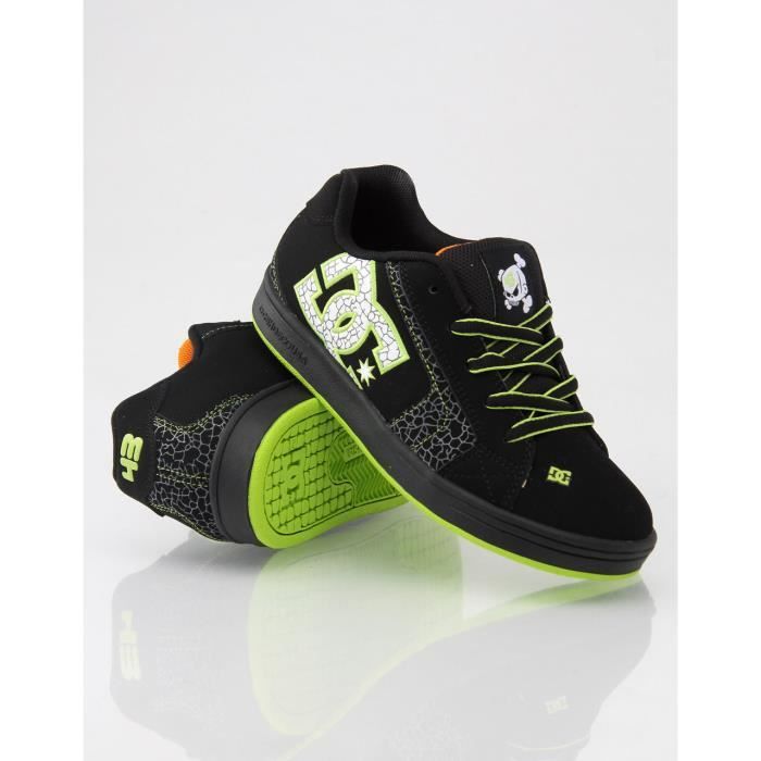 Dc блок. DC Shoes Monster Energy. DC Monster Energy кроссовки. Кен блок кроссовки. Кроссовки Монстер Энерджи найк.