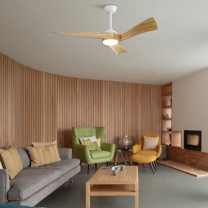 Ventilateur de plafond 132 cm réversible avec télécommande bois et métal blanc design minimaliste - Modenuit