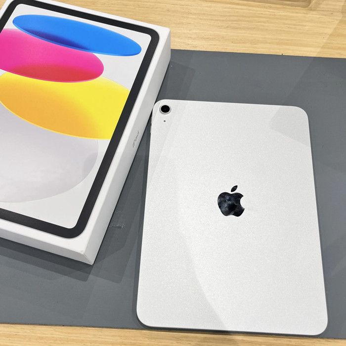 Acheter APPLE - iPad A16 (2025) - 11 - Wi-Fi - 128Go - Argent 。 Reconditionné - 350,00 € APPLE - iPad A16 (2025) - 11 - Wi-Fi - 128Go - Argent 。 Reconditionné - Apple reconditionné disponible sur Cdiscount Seconde Vie