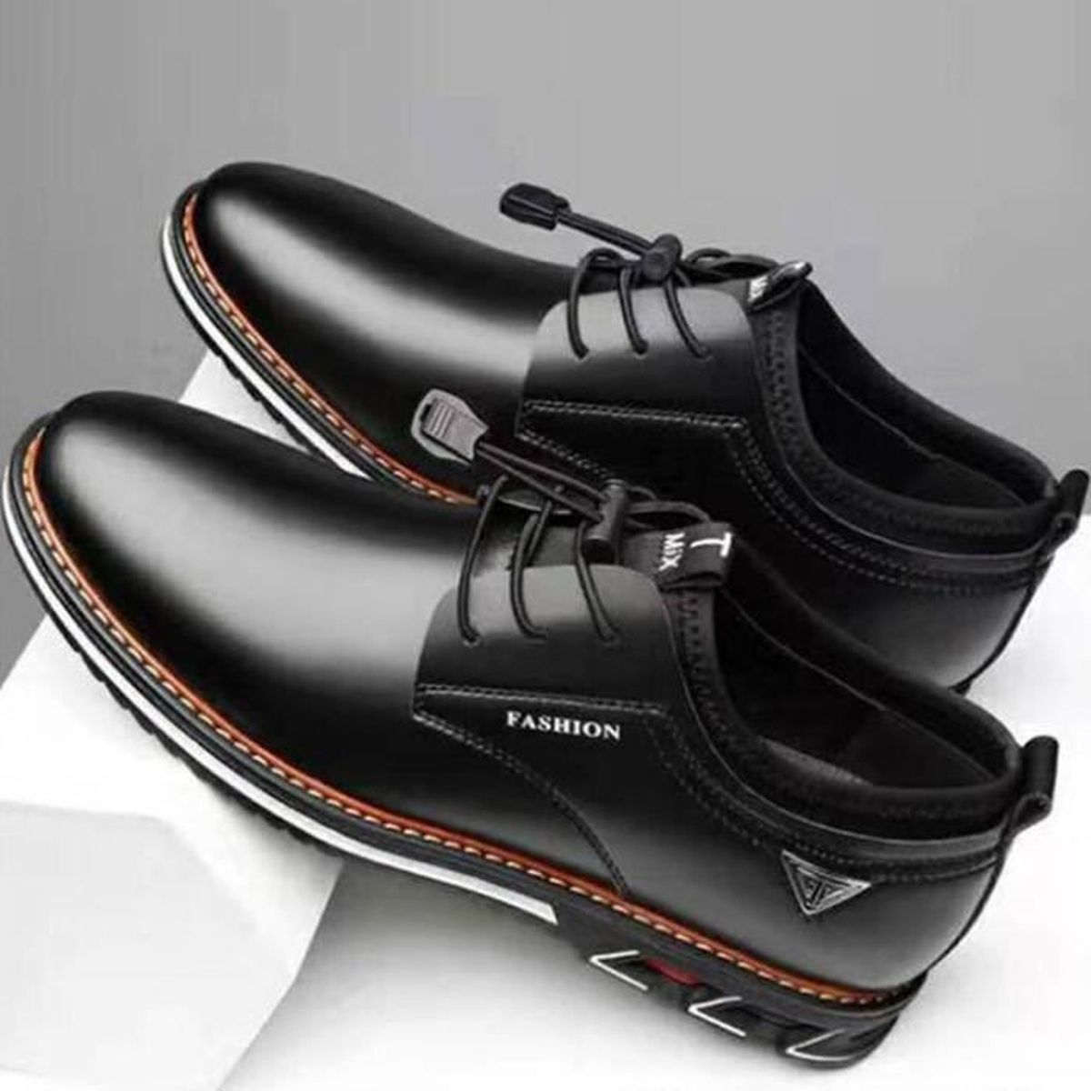 https://www.cdiscount.com/pdt2/0/1/9/2/1200x1200/mp54416019/rw/derby-cuir-chaussures-hommes-noir.jpg
