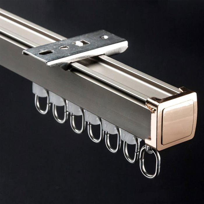 CLP Tringle à Vêtements Fenton En Métal Pour Montage Au Plafond Avec 12