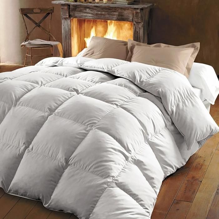 Couette Blanche Winter MORTREUX - Chaude - 240x260 Cm - 100% Polyester, Neuve Avec étiquettes