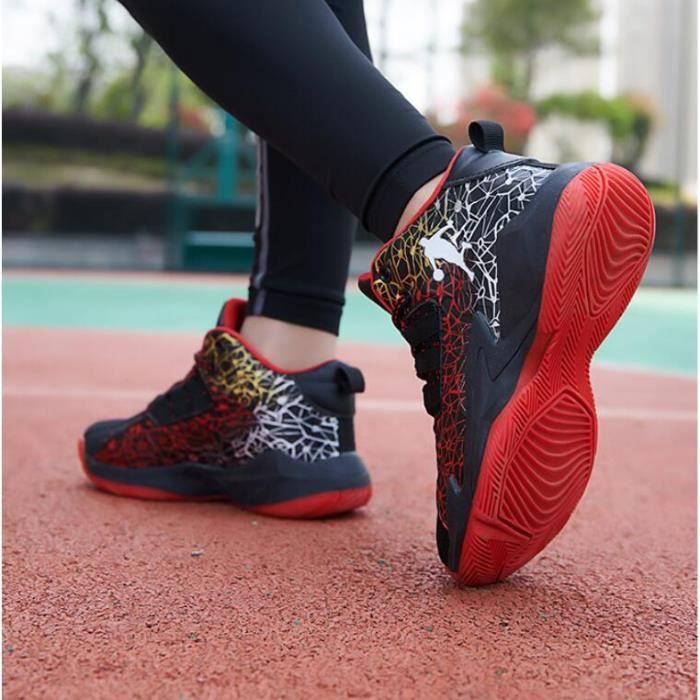 Des chaussures hot sale pour les garçons