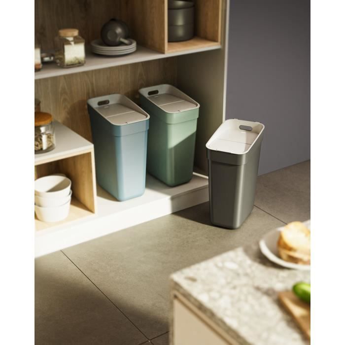 Poubelle De Tri CURVER 30L Ready To Collect - Avec Support Mural - 100% Recyclé - Vert