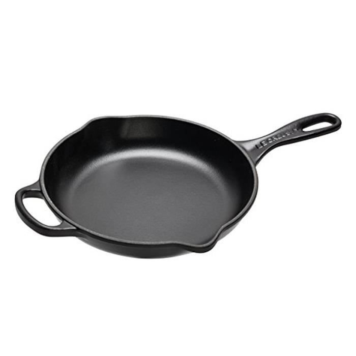 LE CREUSET - 20182230000422 skillet 23cm Fonte noir 23 Cuisine Maison Casseroles plats et poles Casseroles poles et faitouts Grandes