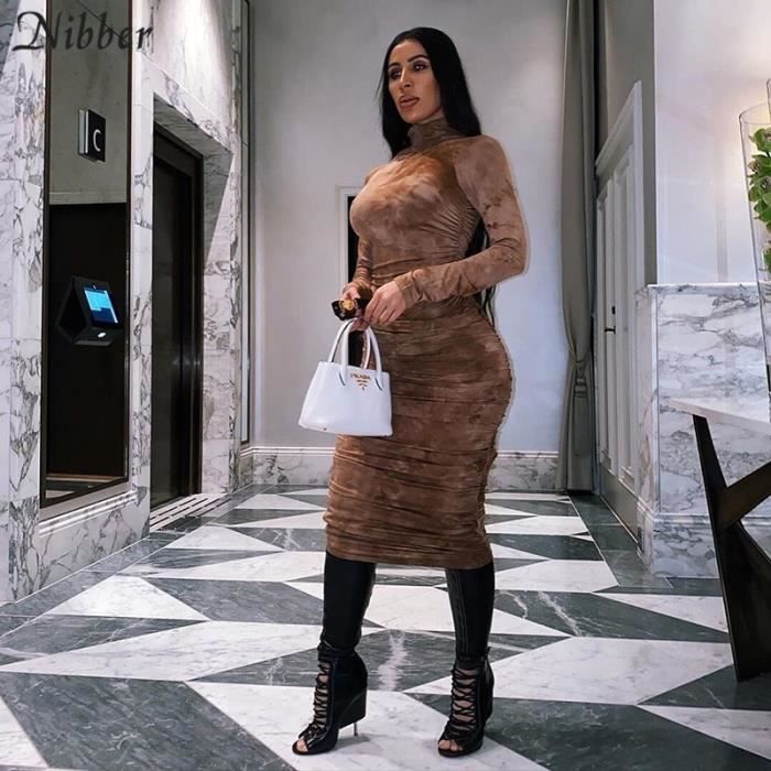 Robe Moulante Chocolat Crêpée Découpée À Manches Longues Et Anneau