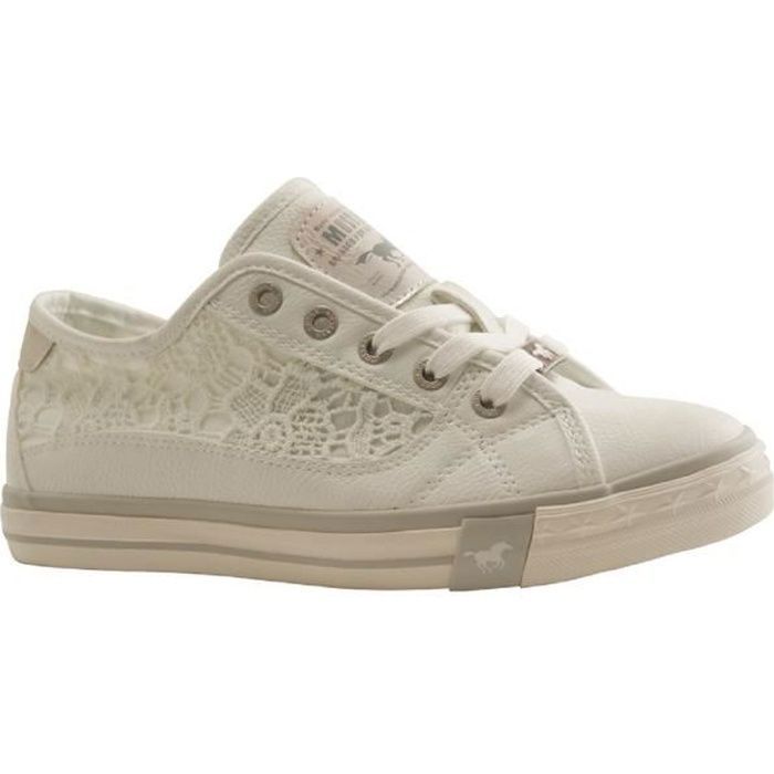 tennis mustang blanche