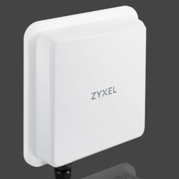 Routeur 5G – ZYXEL – FWA710 – Bi-bande 24/5 GHz – 300 Mbit/s – PoE