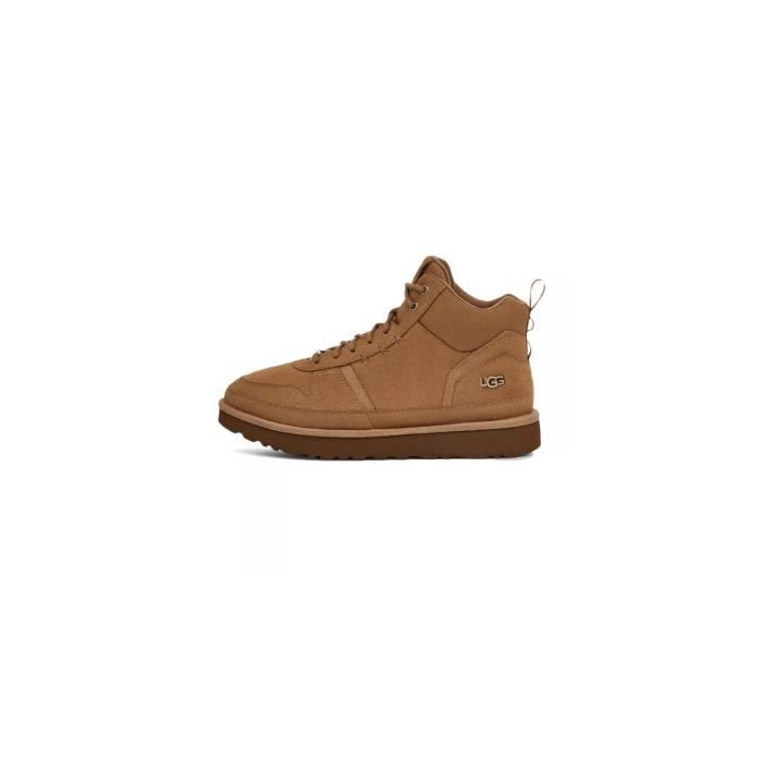 Ugg hotsell avec lacets