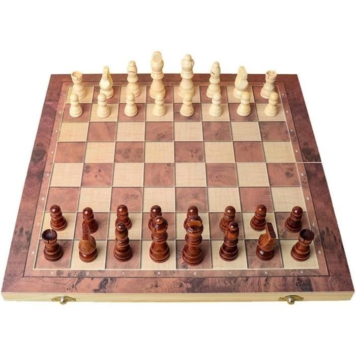Petit jeu d'échecs pour trois tricolore Petit jeu d'échecs pour trois tricolore