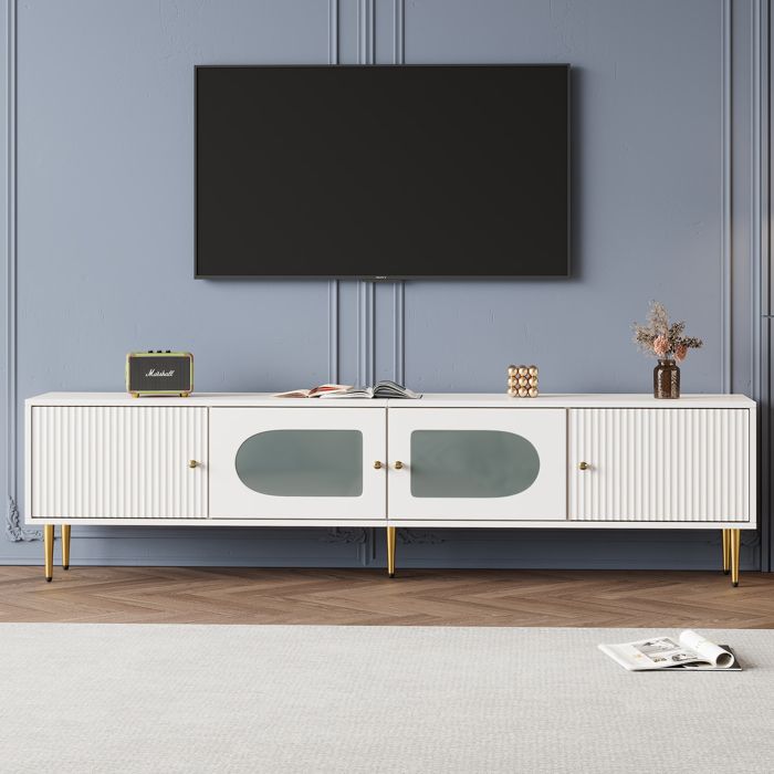 Meuble TV - KOMHTOM - 170x35x50 cm - 4 portes (2 rainurées 2 vitrées cintrées) - Poignées et pieds dorés - Blanc Meuble TV - KOMHTOM - 170x35x50 cm - 4 portes (2 rainurées 2 vitrées cintrées) - Poignées et pieds dorés - Blanc