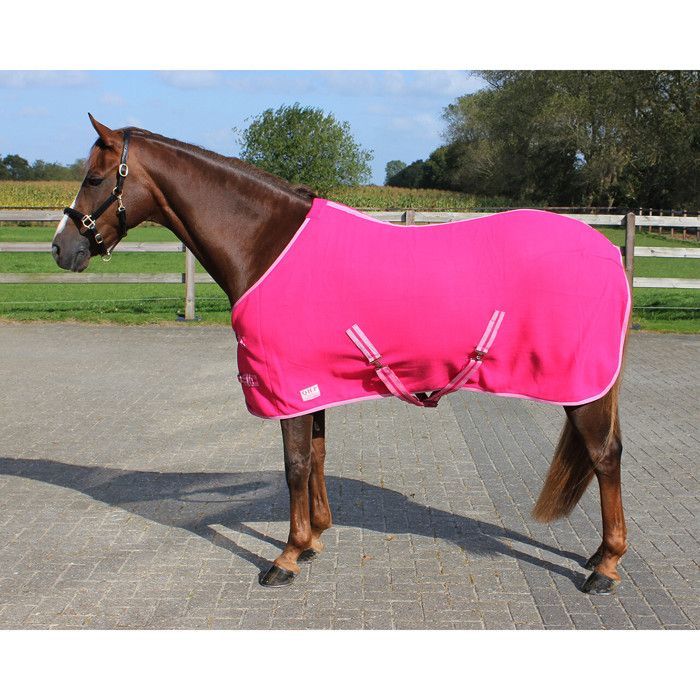 Couverture polaire pour cheval avec sangle Q-essentials Color - 145 cm (Longueur totale: 195 cm)