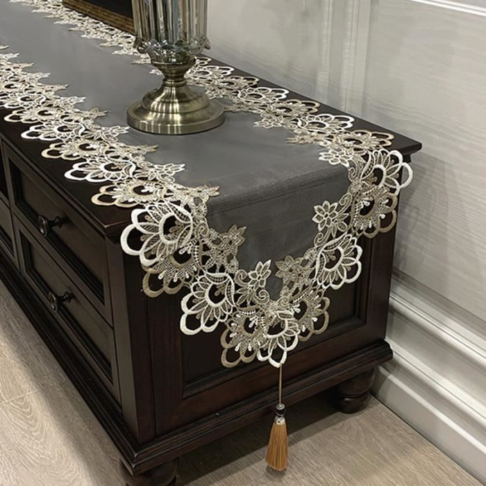 IMIKEYA Set De Table Métallique Fleur Design Européen Anti-Chaleur - Décoration Élégante Pour Réceptions Et Famille