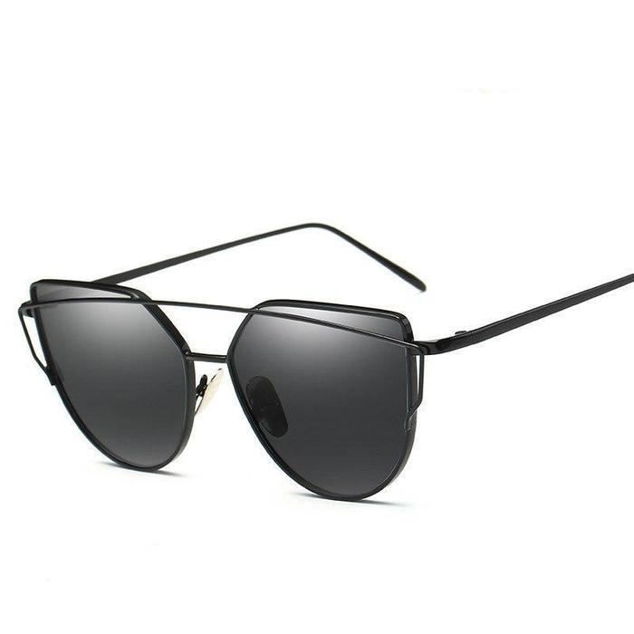Lunette Soleil En Forme Oeil Chat Achat Vente Pas Cher Lunette Soleil En Forme Oeil Chat Achat Vente Pas Cher