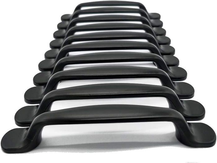 Lot de 10 poignées de meuble de cuisine noires, 96 mm, avec vis, pour bureaux, tiroirs, armoires et placards | Leroy Merlin Lot de 10 poignées de meuble de cuisine noires, 96 mm, avec vis, pour bureaux, tiroirs, armoires et placards | Leroy Merlin