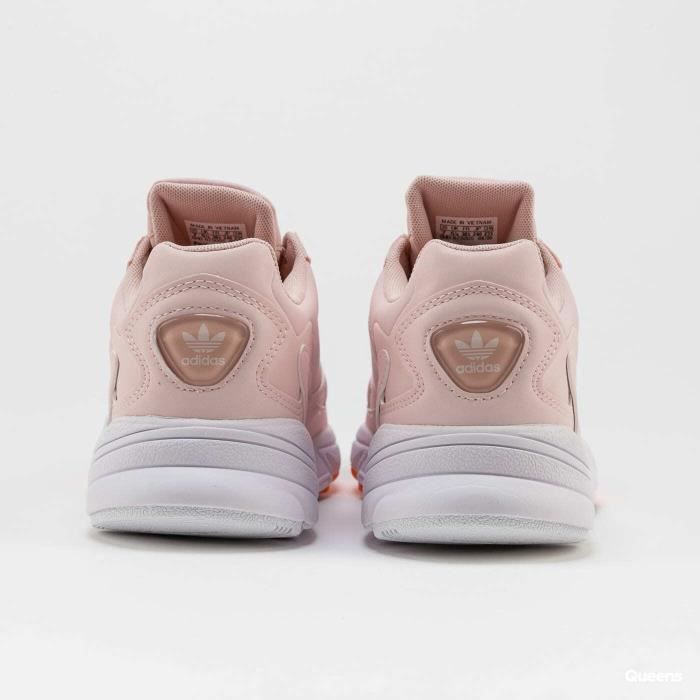 Chaussure adidas reflechissante outlet