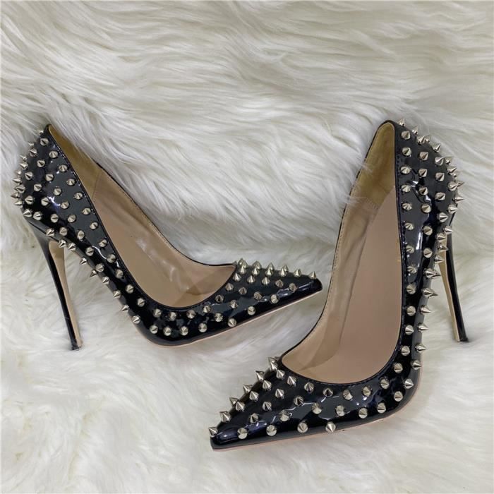 Escarpin a clou sales
