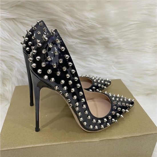 Escarpins shop a clous