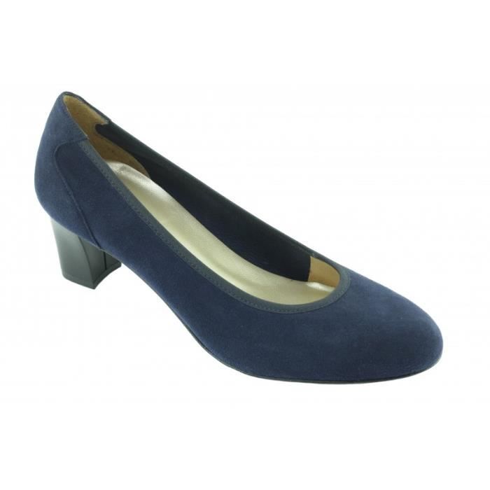 escarpin bout rond talon carre