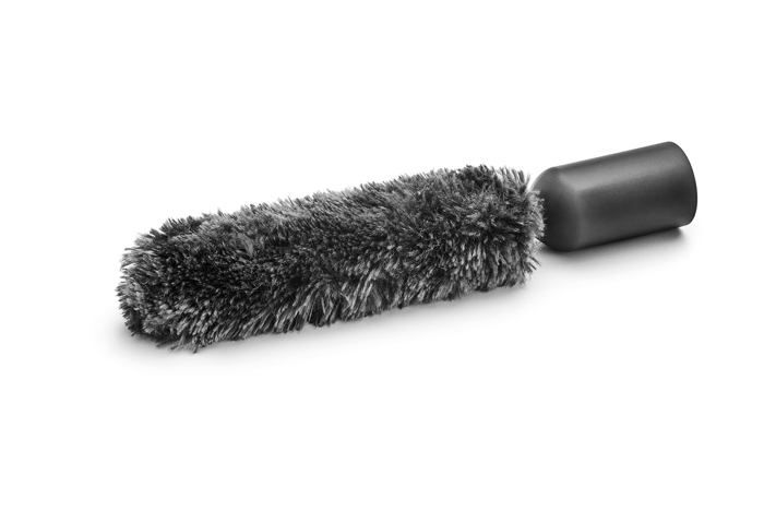 Aeg - AZE144 - Plumeau pour Nettoyer en Douceur Les Objets delicats Compatible avec Les aspirateurs traineaux 32/35 mm Noir