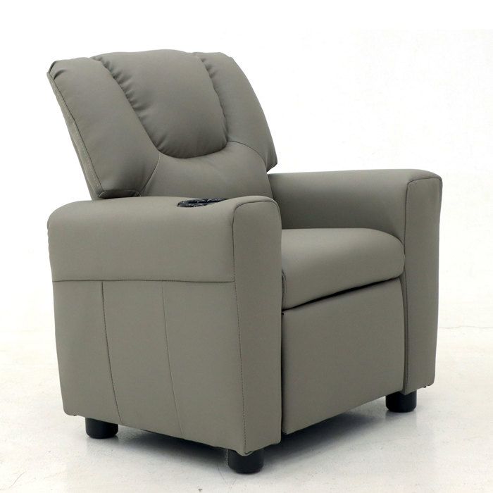 Fauteuil moelleux pour une personne de petite taille