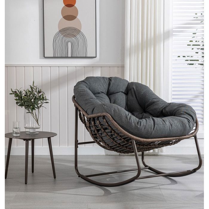 Fauteuil à Bascule de Jardin Chaise à Bascule en Forme dœuf en résine tressée Rocking Chair avec Coussin rembourré pour Jardin