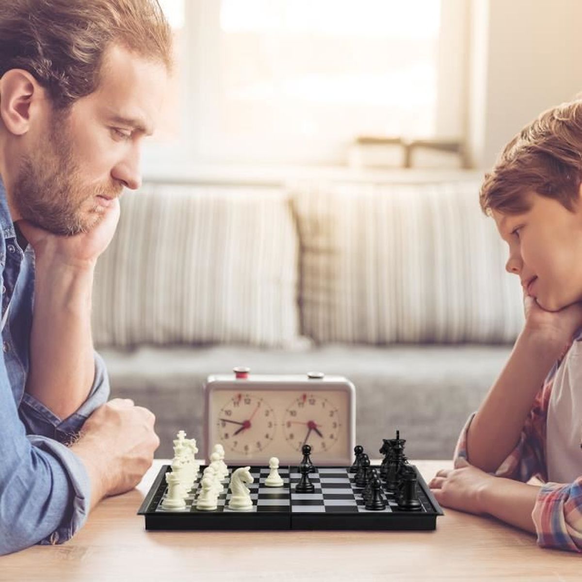 Jeux d/échecs de Voyage Portables Dames de Backgammon Jouet /échiquier Jeu de Divertissement Ensemble d/échecs en Bois Pliable pour Enfants Adultes 3 en 1